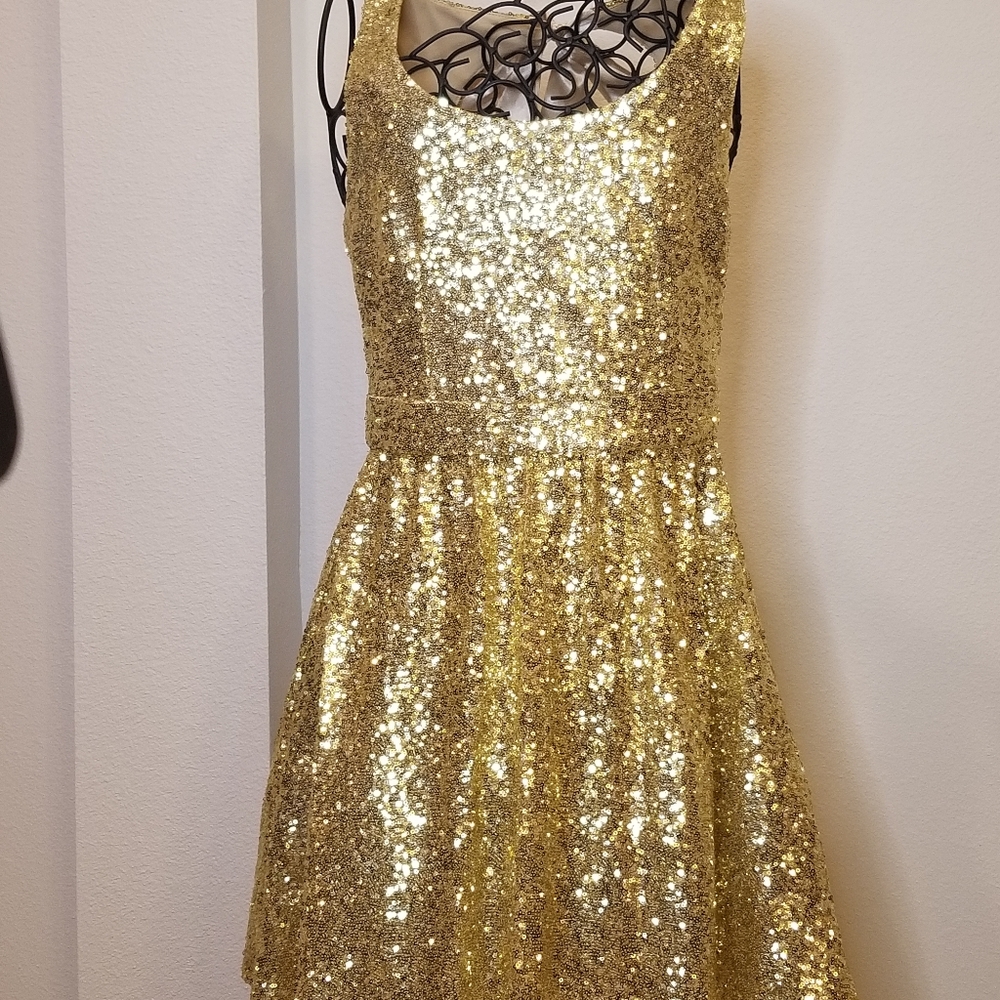 Homecoming/prom glittery dress